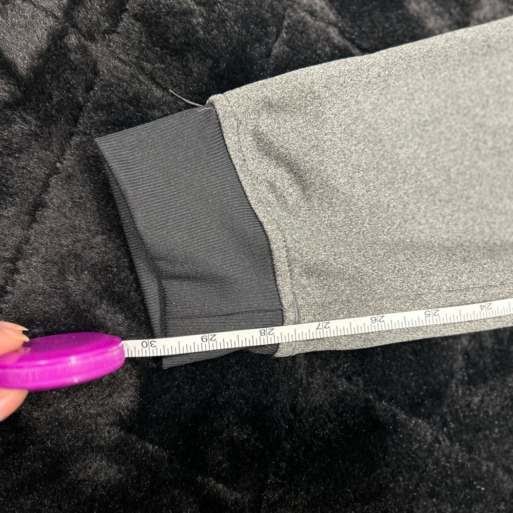 Under Armour Men's Gray Jogger Pants - Picture 7 of 7